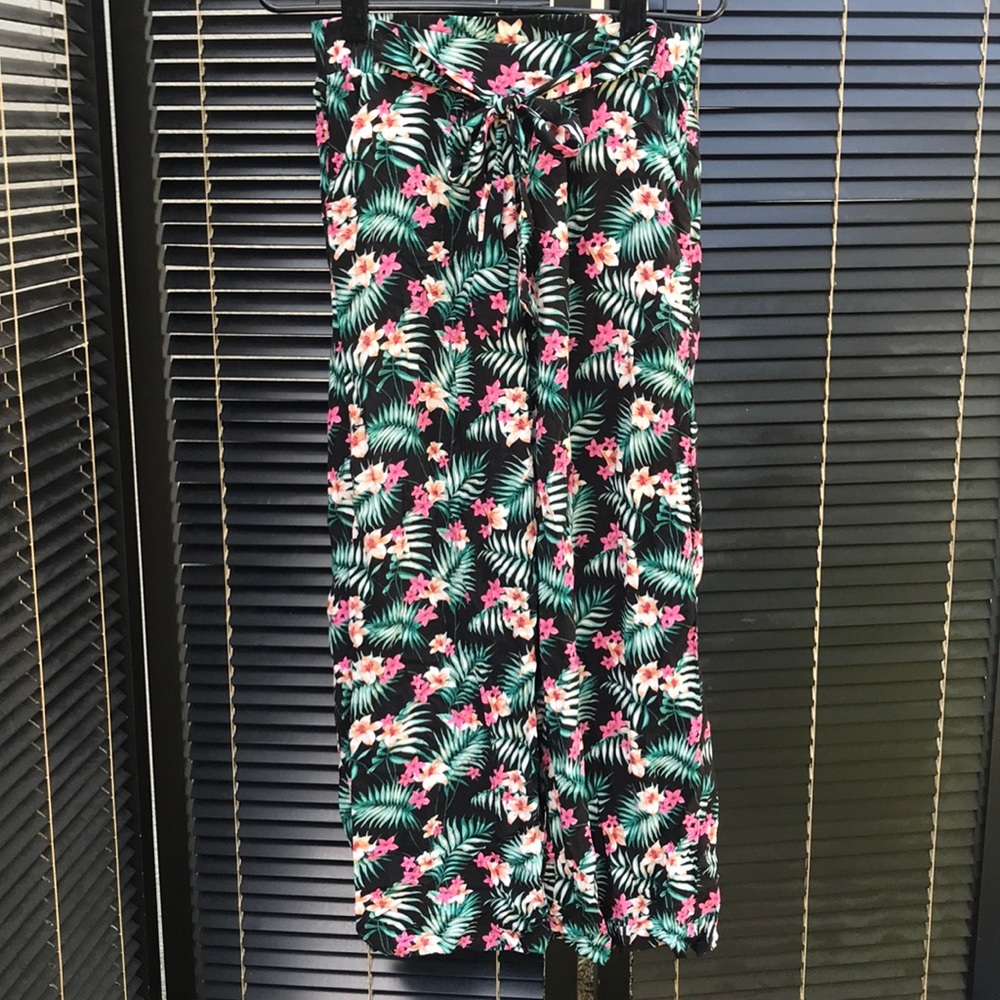 Pink flowers pants